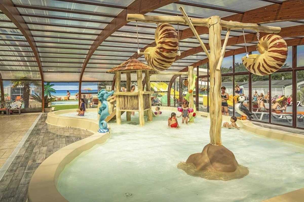 Camping 4 Etoiles - Parc Aquatique - Eei0Fi Saint-Georges-d'Oleron Buitenkant foto